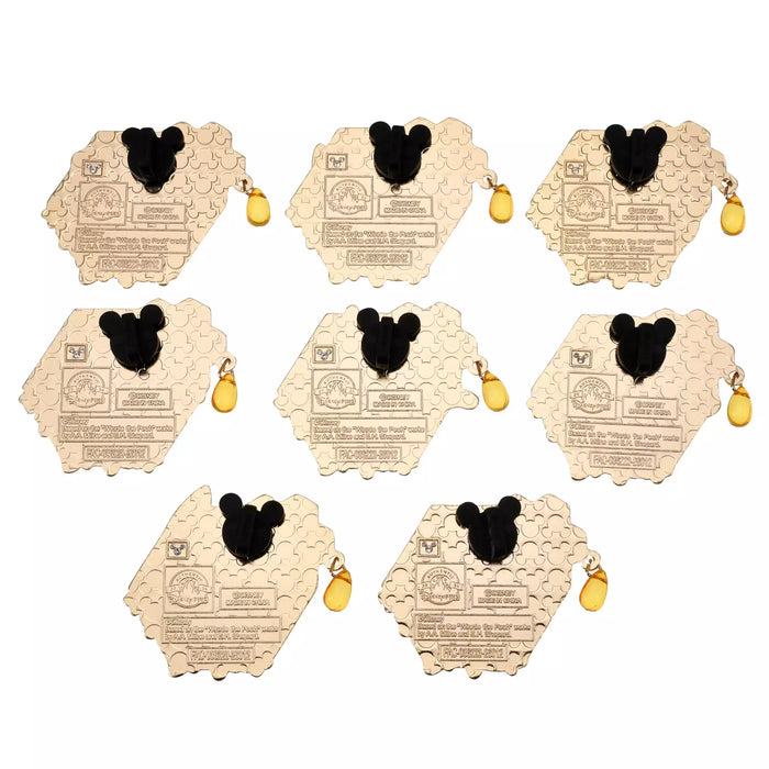 JDS - 2026 Winnie the Pooh & Friends Secret Honeycomb Die-Cut Pin Badge (Release Date: Jul 28, 2026)
