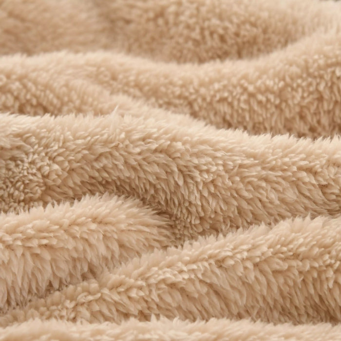JDS - 2026 Warm Goods x Lady Boa Fleece Wearable Blanket for Adults (Release Date: Oct 27, 2026)