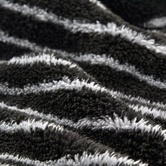 JDS - 2026 Warm Goods x Jack Skellington Boa Fleece Wearable Blanket for Adults (Release Date: Oct 27, 2026)