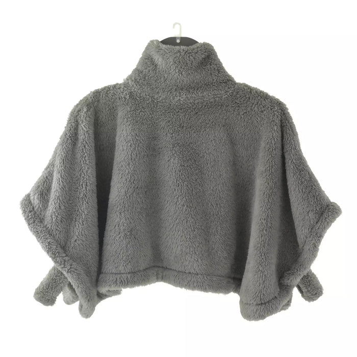 JDS - 2026 Warm Goods x Lucifer Boa Fleece Wearable Blanket Cape (Release Date: Oct 27, 2026)