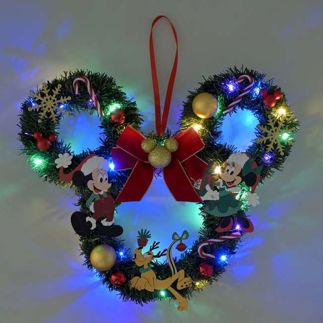 JDS - 2026 Disney Christmas x Mickey, Minnie, and Pluto Light-Up Wreath (Release Date: Nov 3. 2026)