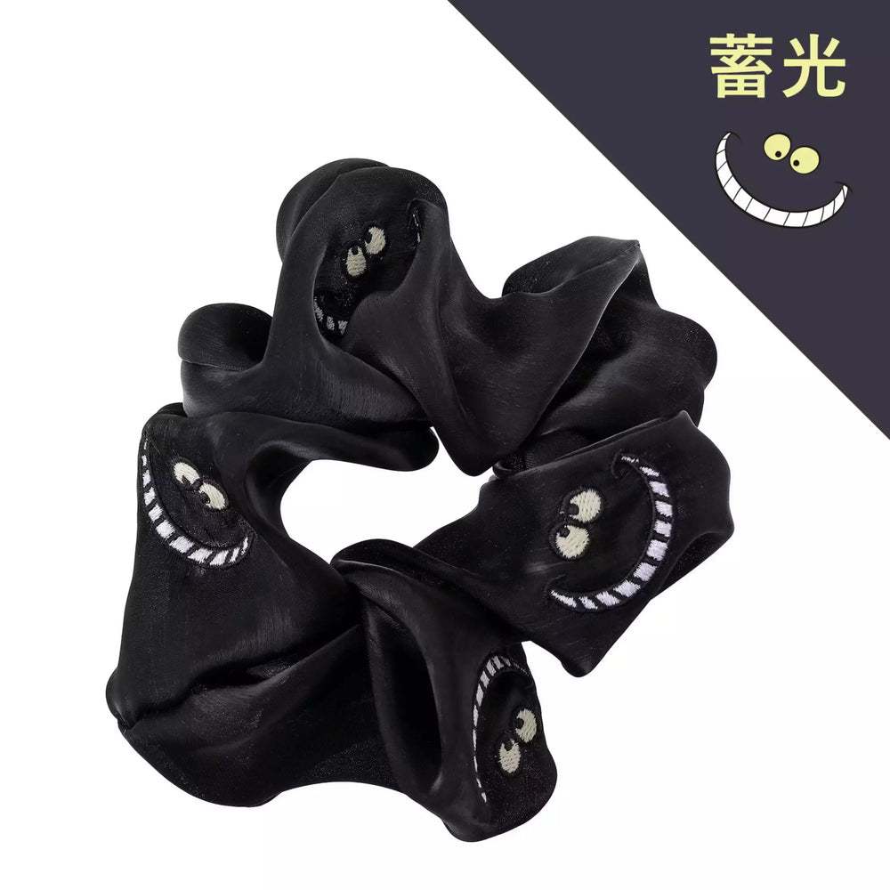 JDS - 2026 Alice in the Wonderland Cheshire Cat Collection x Cheshire Cat Glow-in-the-Dark, Black Scrunchie (Release Date: Oct 16, 2026)