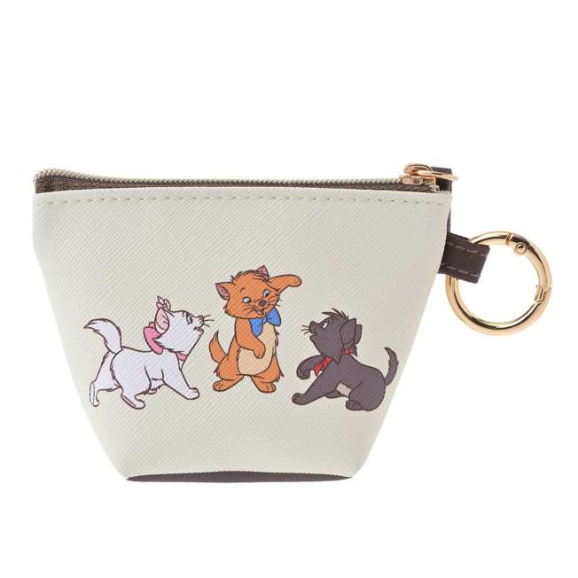 JDS - 2026 Marie, Berlioz, Toulouse The Aristocats "Close-up" Pouch (S) with Carabiner