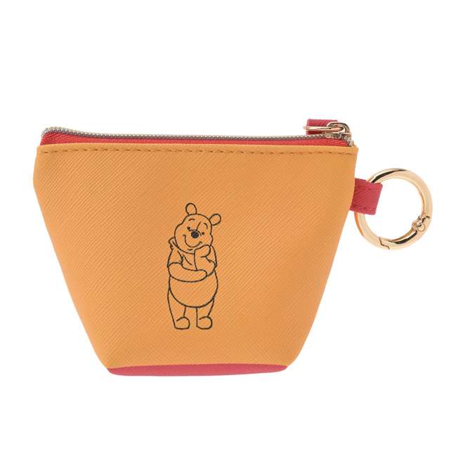 JDS - 2026 Winnie the Pooh "Close-up" Pouch (S) with Carabiner