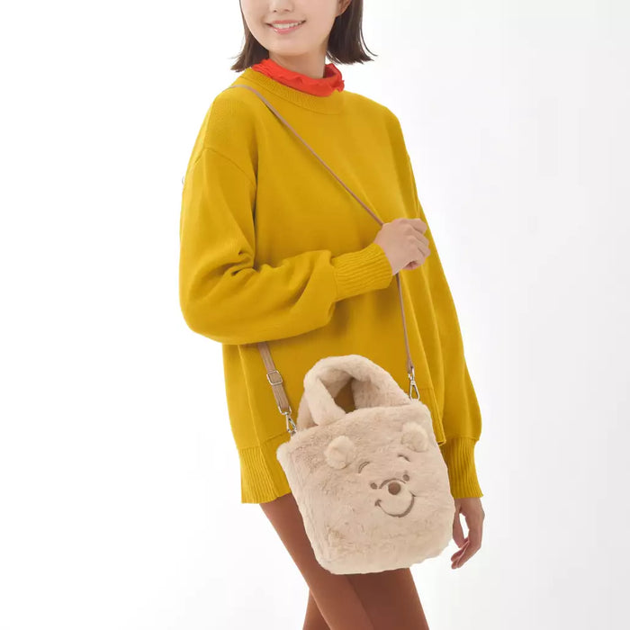 JDS - Fuwa Animals Collection x  Winnie the Pooh Fluffy 2 Ways Tote Bag (Release Date: Nov 14)