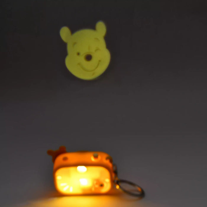 JDS - Winnie the Pooh Light Up Projection Camera Keychain