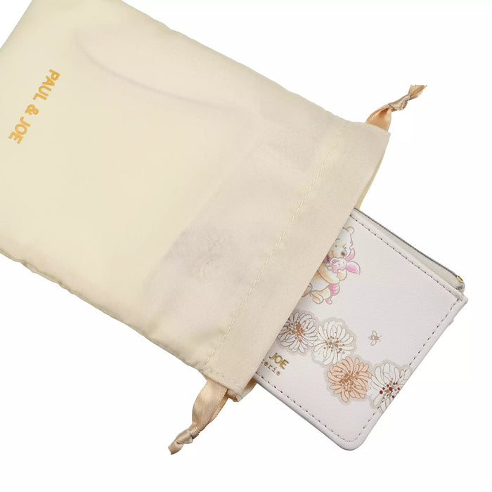JDS - [PAUL & JOE La Papeterie] Winnie the Pooh & Piglet commuter pass case with drawstring pouch, chrysanthemum (Release Date: Feb 25, 2025)