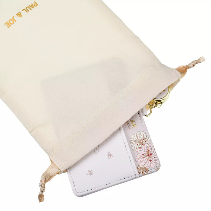 JDS - [PAUL & JOE La Papeterie] Winnie the Pooh & Piglet ID card case, reel type, with drawstring pouch, chrysanthemum (Release Date: Feb 25, 2025)