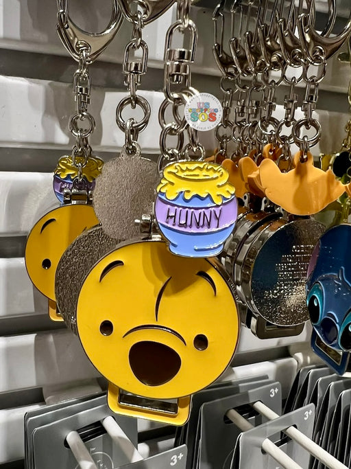 DLR/WDW - Winnie the Pooh Waffle Maker Keychain 2026