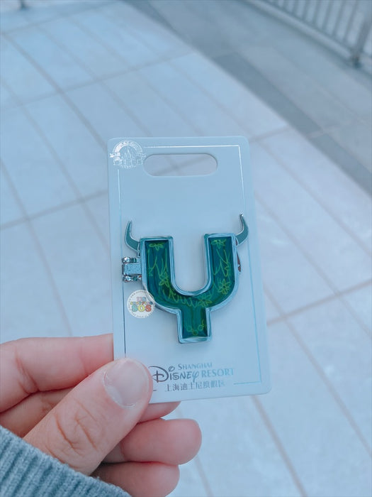 SHDL - Disney Character English Alphabet ‘Y’ Yax Pin