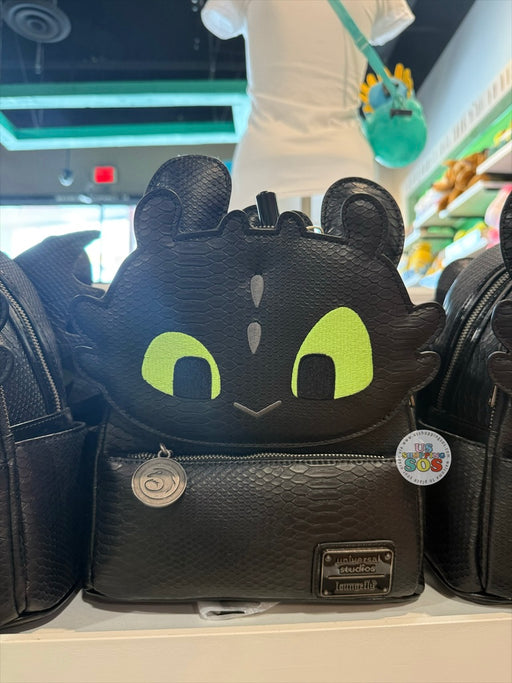 Universal Studios - How to Train Your Dragon - Toothless Loungefly Backpack