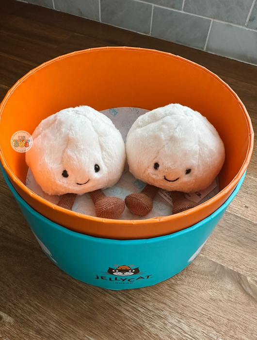 Jellycat China Exclusive x "The Yum & Sum Dumplings" Xiao Long Bao Plush Toy (Includes a Paper Steamed Basket)