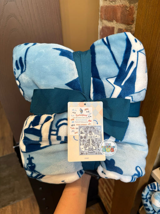 DLR - Disneyland 70th Vault - Reversible Throw