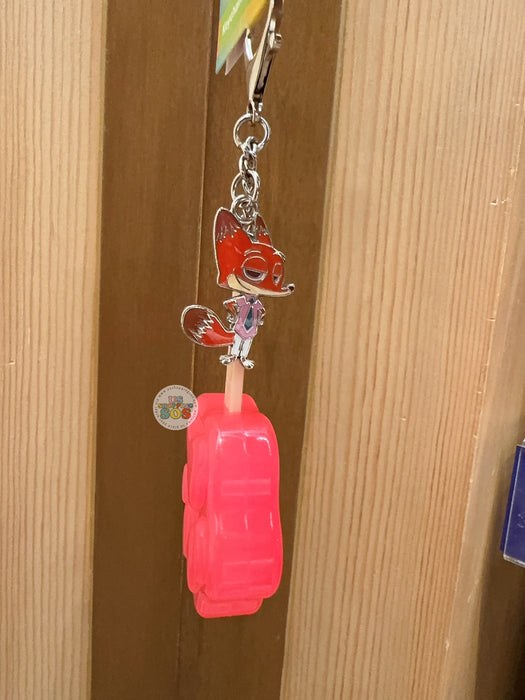 HKDL -  Zootopia 2 Nick Wilde & Pawpsicles Keychain