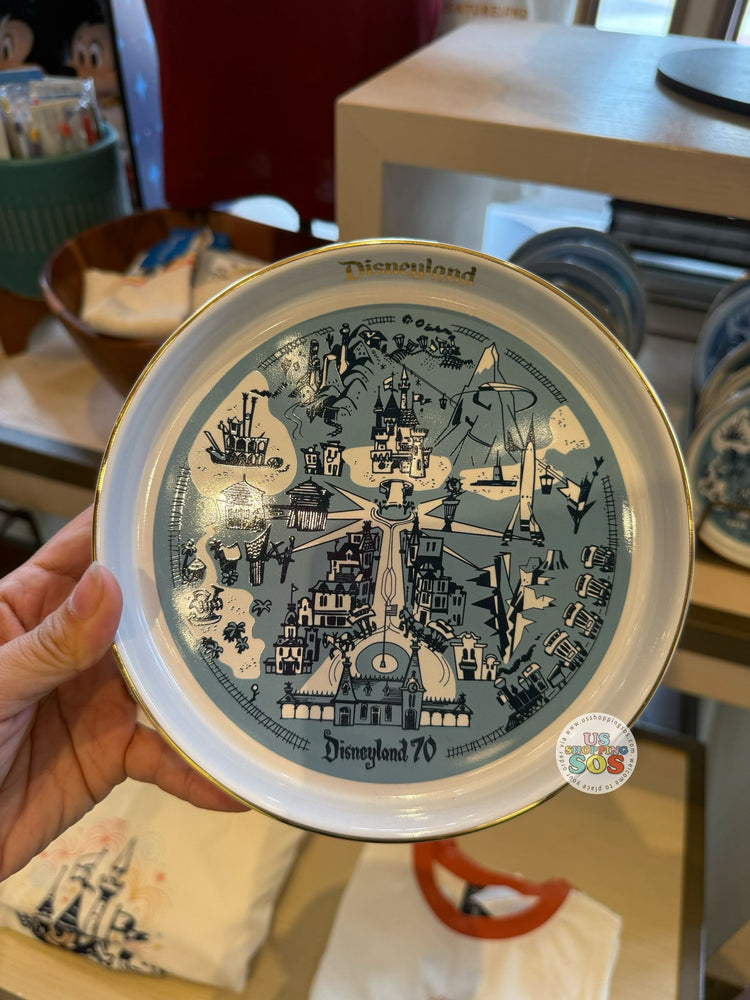 DLR - Disneyland 70th Vault - Decorative Plate