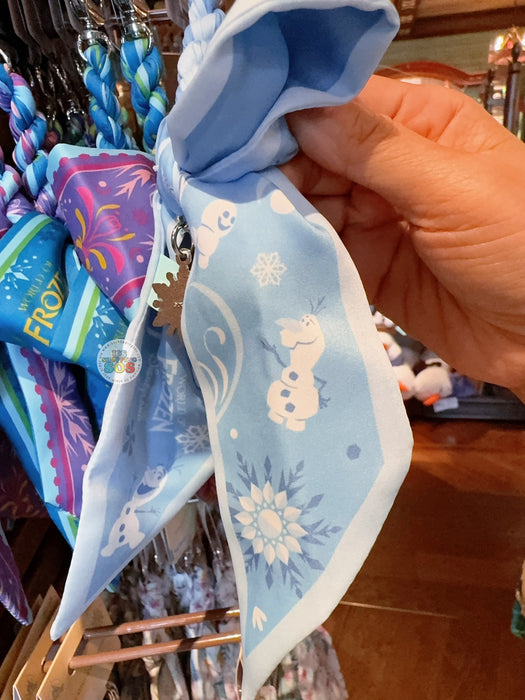 HKDL - World of Frozen 2025 Summer Collection x Snowgies Ribbon/Bow Bag Charm Color: Light Blue