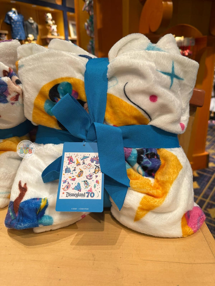 DLR - Disneyland 70th Celebration - Mickey & Friends All Over Print Throw
