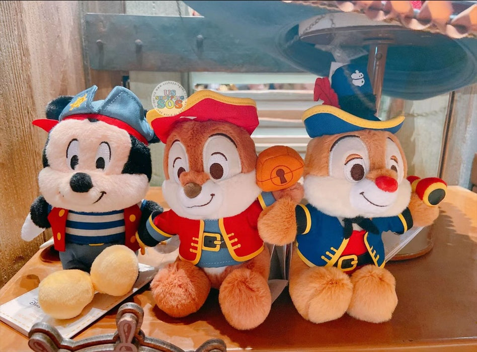 SHDL - Sitting ‘Pirate’ Chip Shoulder Plush Toy (with Magnets)