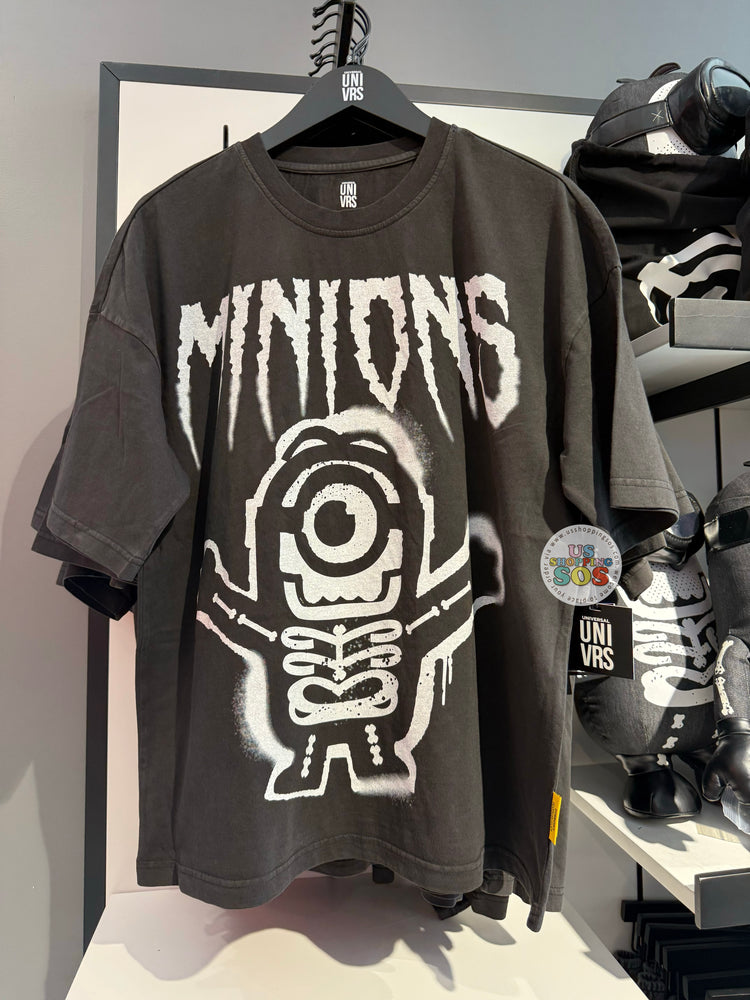 Universal Studios - UNIVRS Skeleton Minions Black Graphic T-shirt (Adult)