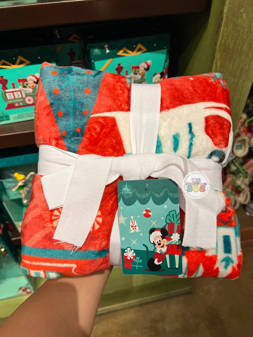 DLR/WDW - Christmas 2026 - Mickey & Friends Throw Blanket 50”x60”