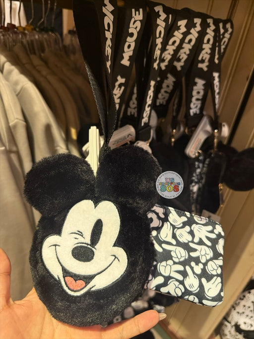 DLR/WDW - Mickey Mouse Fluffy Face Icon Pouches Wristlet