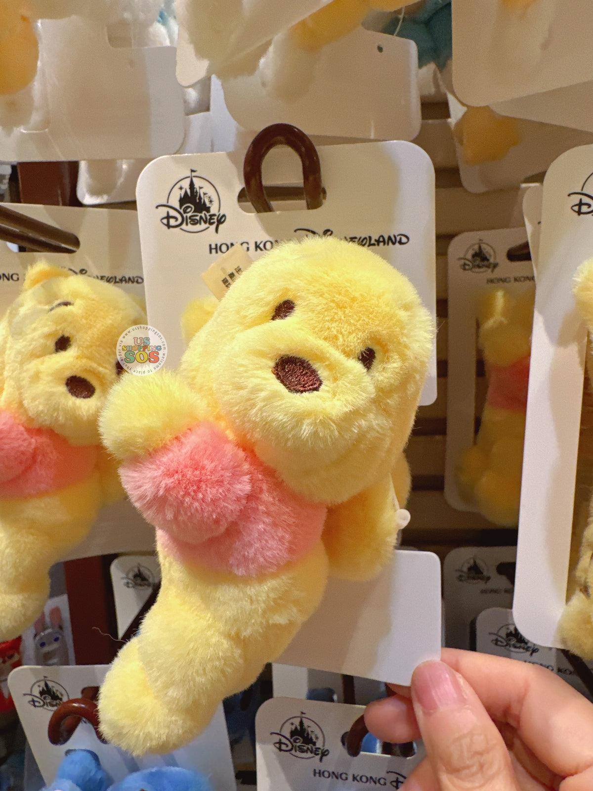 HKDL - Winnie the Pooh Hair Clip with Hug Plush Style