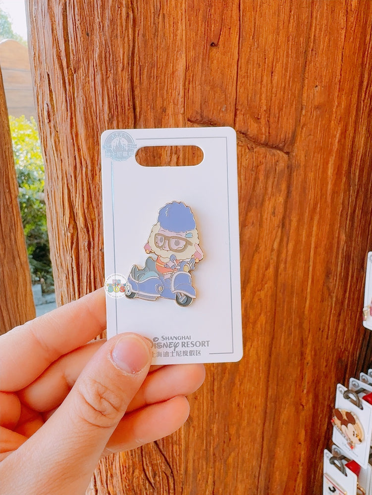 SHDL - Zootopia ‘Driving’ a Car x Bellwether Pin Badge