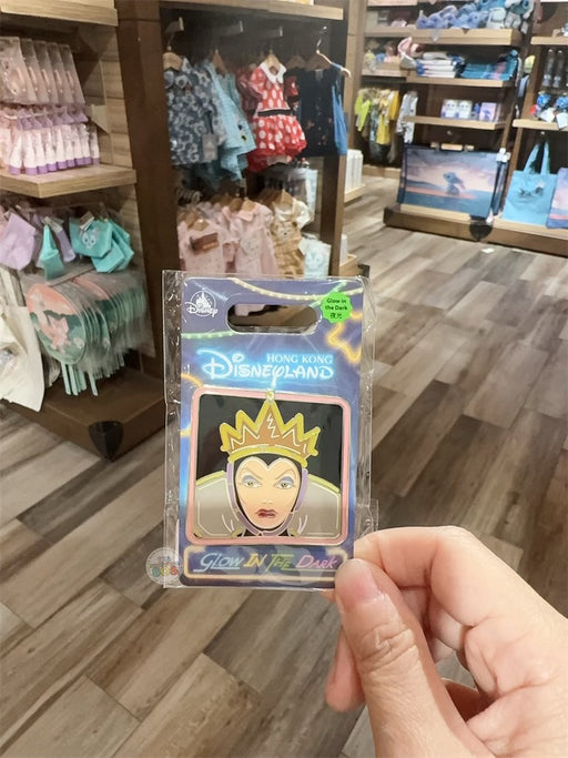 HKDL - Disney Villains ‘Glow in the Dark’ x Evil Queen Pin