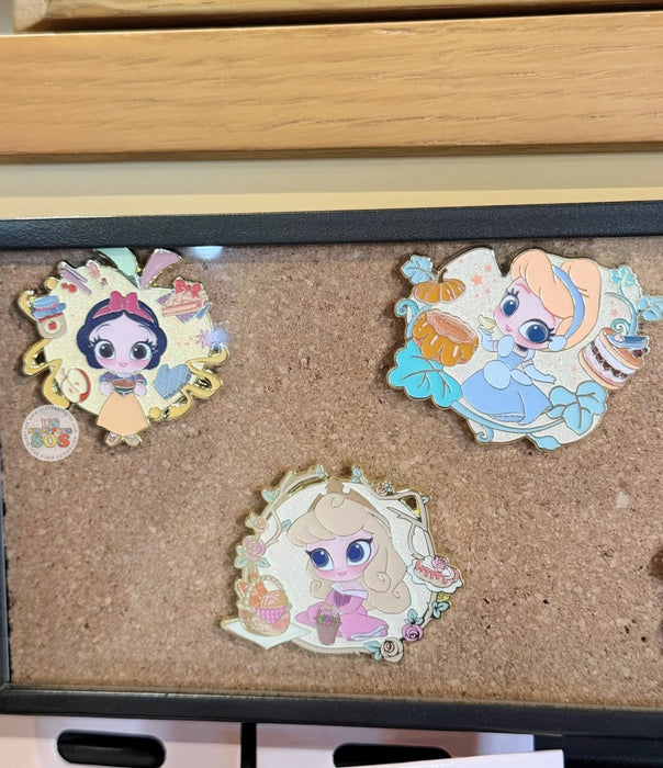 SHDL - Disney Princess ‘Big Eyes’ Mystery Pins Box