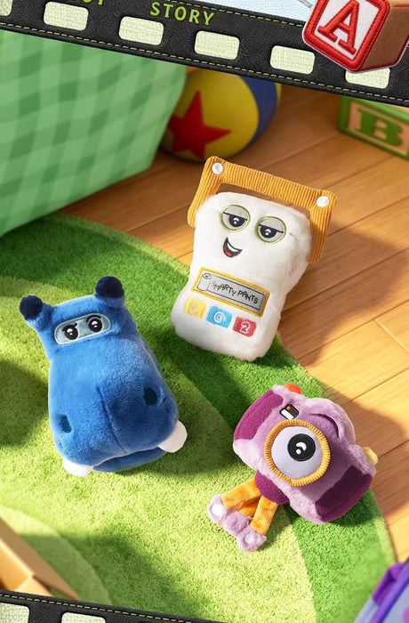 China Exclusive 52 Toys - Toy Story 5 ‘Warm Embrace’ Plush Keychain Blind Box (Release: Jun 18, 2026)