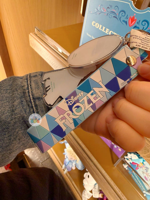 DLP - 2026 World of Frozen x Elsa, Anna, Olaf & Kristoff Keychain & Strap