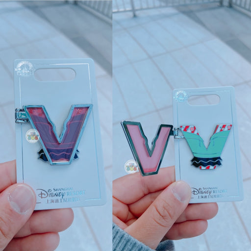 SHDL - Disney Character English Alphabet ‘V’ Vanellope Pin
