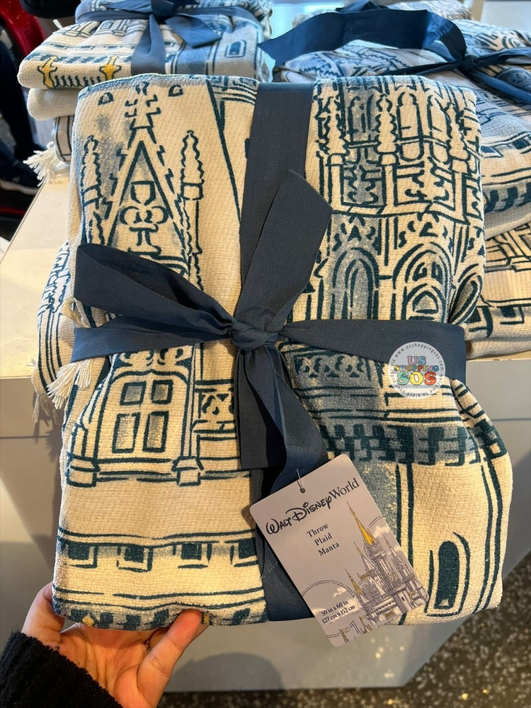DLR/WDW - Walt Disney World Cinderella Castle Throw Blanket 50” x 60”