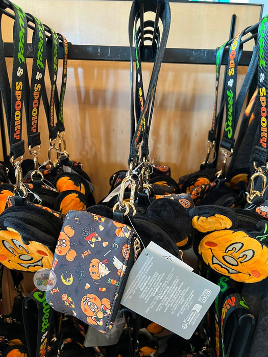 DLR/WDW - Halloween 2026 Mickey Mouse & Family Collection x Mickey Jack-o’-Lantern Wristlet and Coin Pouch Set