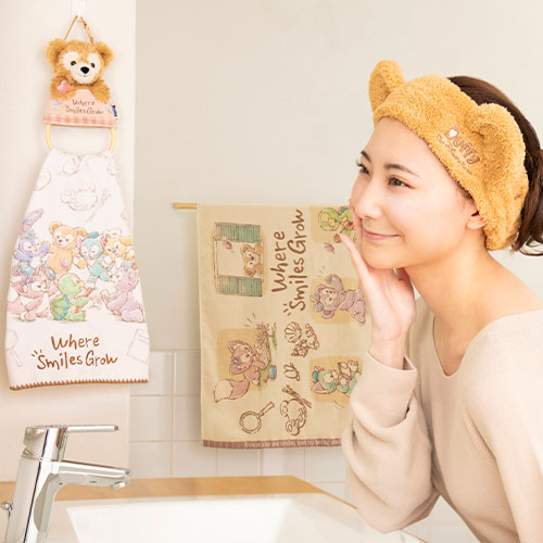 TDR - Duffy & Friends "Where Smiles Grow" Collection x Duffy Plushy Towel Hanger (Release Date: July 1, 2024)