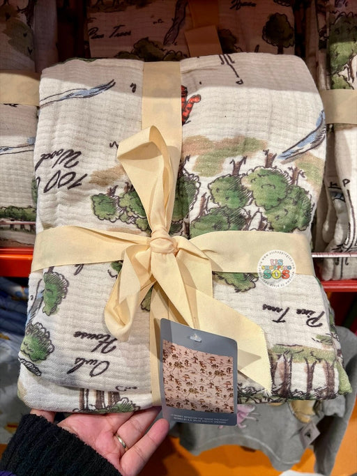 DLR/WDW - Winnie the Pooh Hundred Acre Wood Throw Blanket 50” x 60”