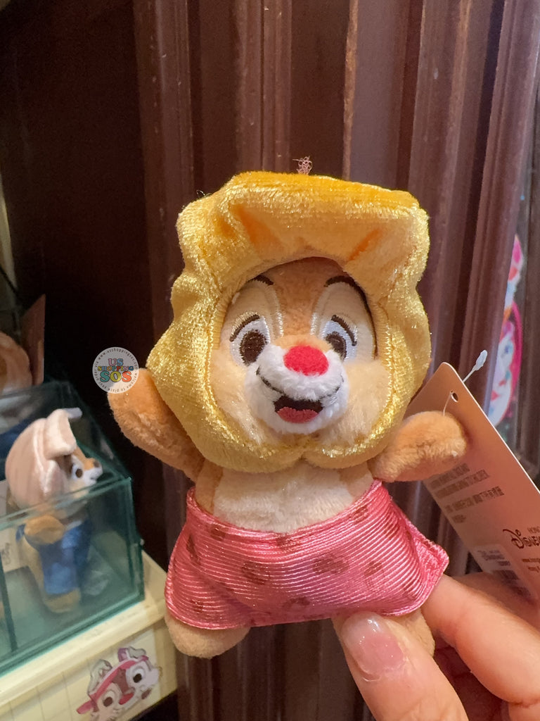 Hong Kong　DISNEYLAND　スノードーム　マリーちゃん？　レア希少 先行発売中］おすまし顔のマリーちゃんがとっても可愛い♡毎月楽しみな