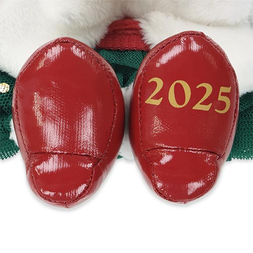TDR - 2025 Mickey & Friends "Holly Jolly Christmas" Collection x Minnie Mouse with Christmas Themed Outfit Plush Keychain (Pre Order, Ship Out Date: July 2026)