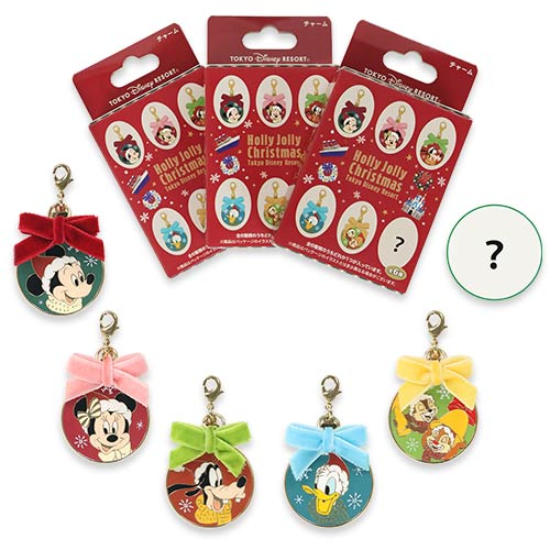 TDR - 2025 Mickey & Friends "Holly Jolly Christmas" Collection x Mickey Mouse & Frineds Mystery Charms Single Box (Release Date: Nov 10, 2025)