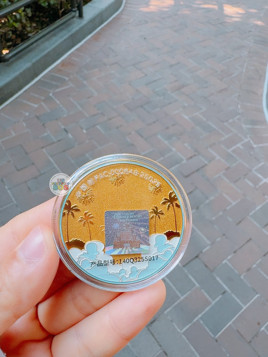 SHDL - 2025 Mickey and Friends Summer Vibes Collection x Mickey & Minnie Mouse Souvenir Coin