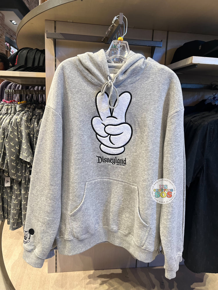 DLR/WDW - Mickey Victory Hand Sherpa Icon Light Grey Hoodie Pullover (Adult)