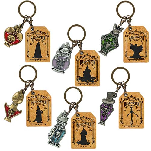 TDR - 2026 Halloween Mickey & Friends Treasure Collection x Disney Villains Mystery Keychain Whole Box Set (Release Date: Sep 15, 2026)