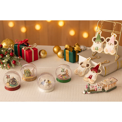 TDR - 2026 Disney Christmas Mickey Christmas Fairy "Lil Lin Lin" x Bag Charm Mystery Box (Single Box) (Release Date: Nov 10, 2026)