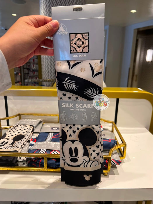 DLR/WDW - Mickey Mouse Cream Silky Scarf