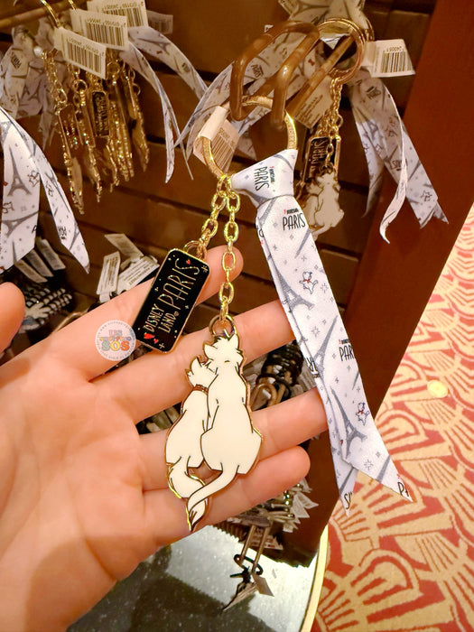 DLP - Disneyland Paris Duchess and O'Malley & Eiffel Tower Keychain
