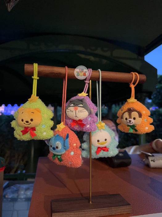 HKDL - 2025 Christmas Mickey & Friends x Christmas Tree Shaped Plush Keychain Blind Capsule