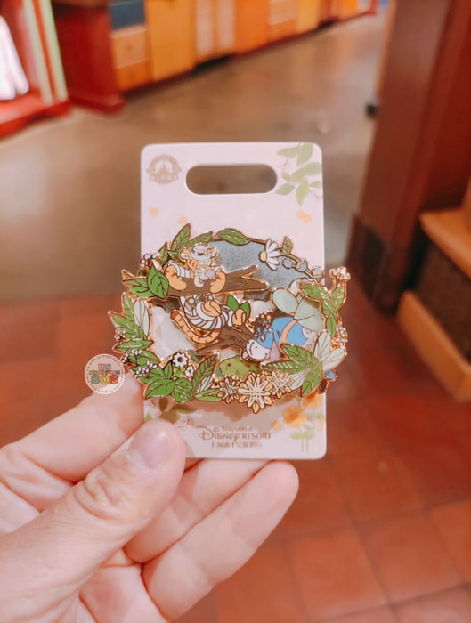 SHDL - Winnie the Pooh & Friends Springtime 2025 Collection x Tigger & Eeyore Pin Badge
