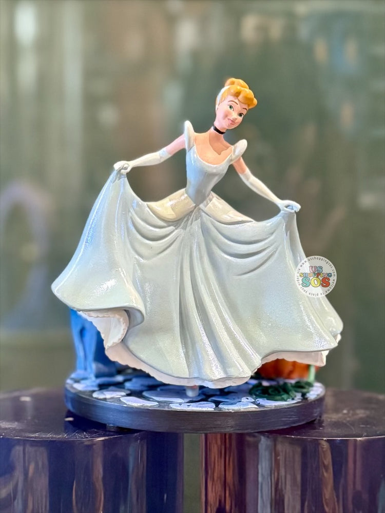 DLR/WDW - Disney Princess Cinderella Figurine
