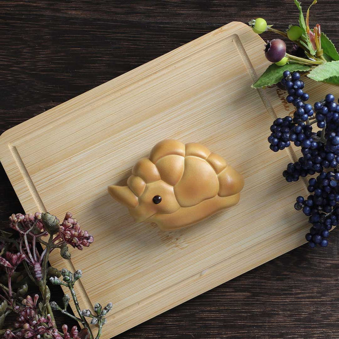 Japan Exclusive - Fantastic Beasts Kowalski Bakery Series Bread Magnet