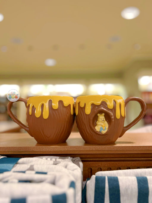 DLR/WDW - Winnie the Pooh & Honey Mug